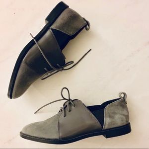 Calvin Klein Shoes 👞